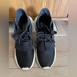 Adidas Tubular Defiant shoes